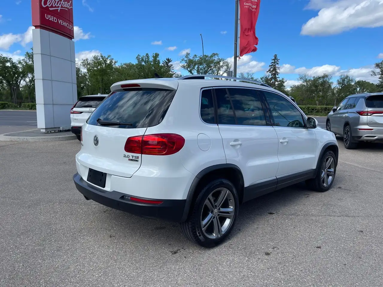 Volkswagen Tiguan снимка Volkswagen Tiguan