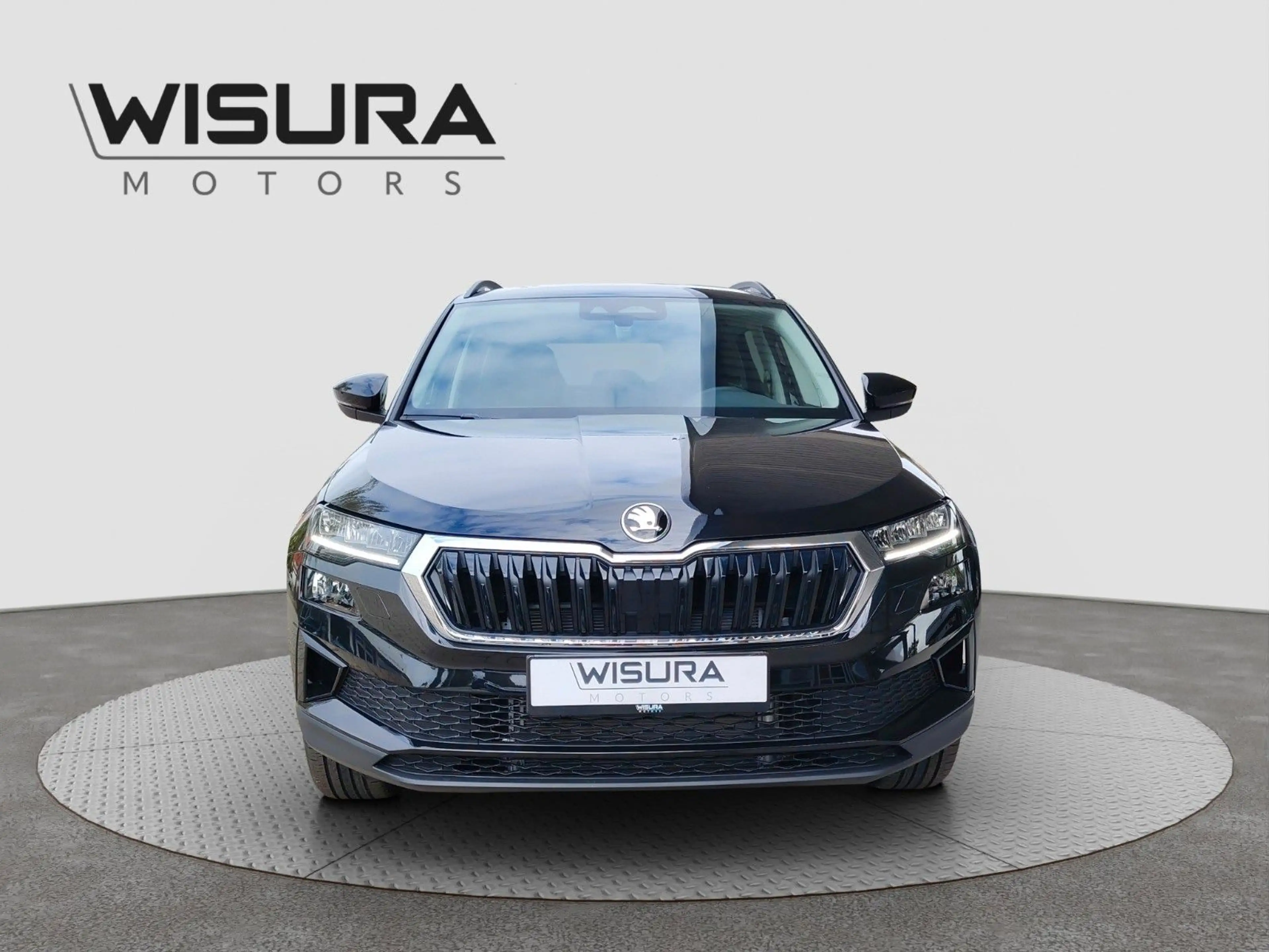 Skoda Karoq Selection 1,5 TSI DSG AHK ACC LED — photo 5
