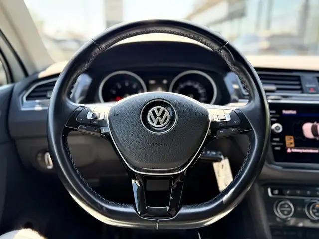 Volkswagen Tiguan view 15