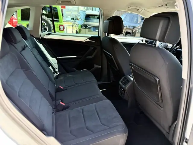 Volkswagen Tiguan view 10