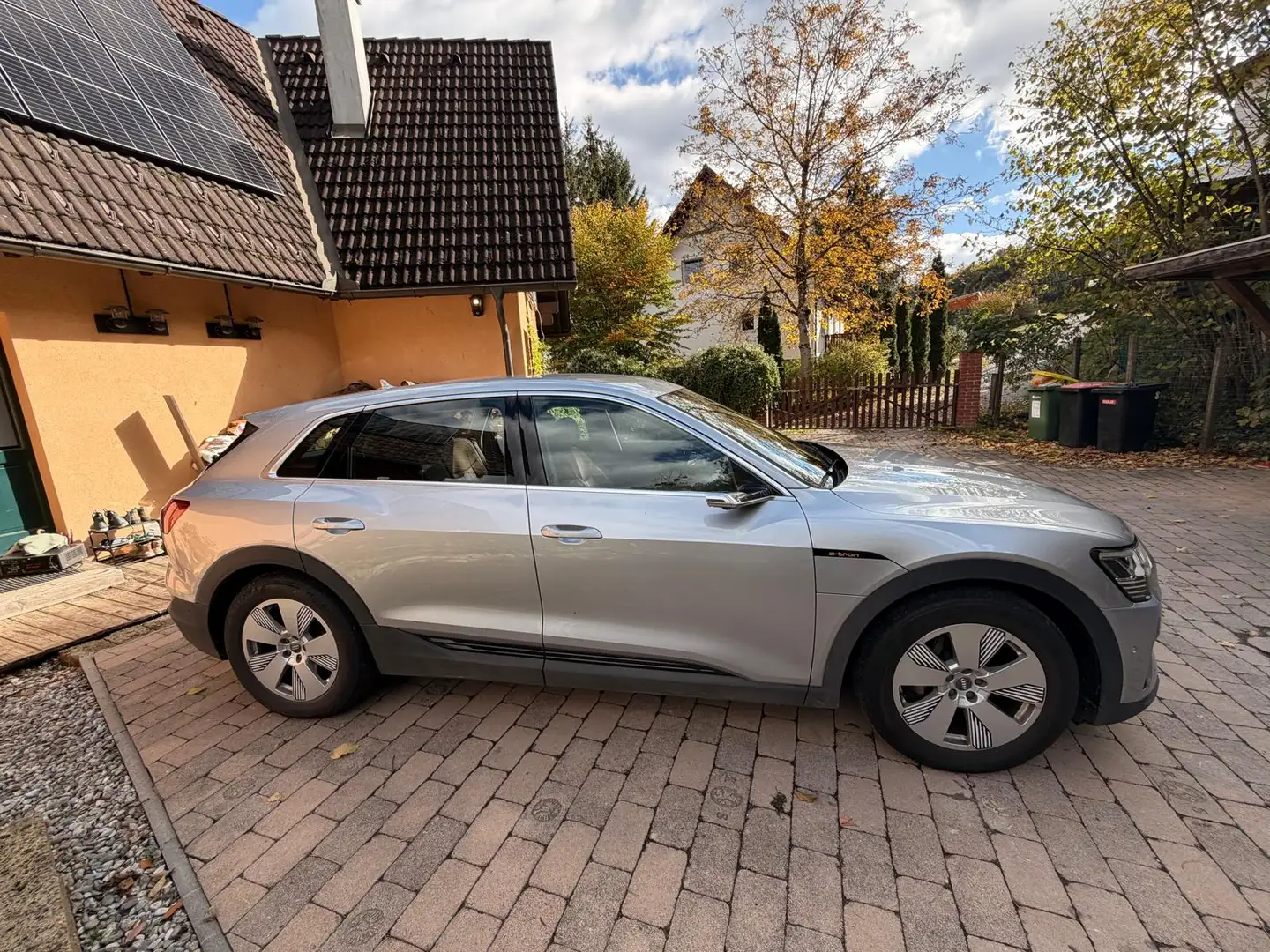 Audi e-tron e-tron 55 quattro 95kWh Silber - 2