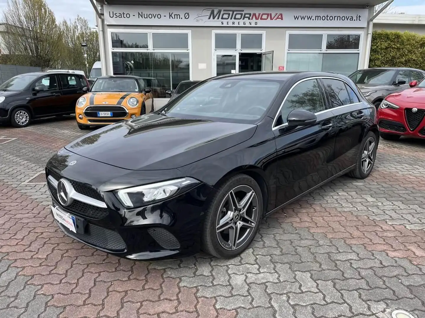 Mercedes-Benz A 160 Sport Night edition Black - 1