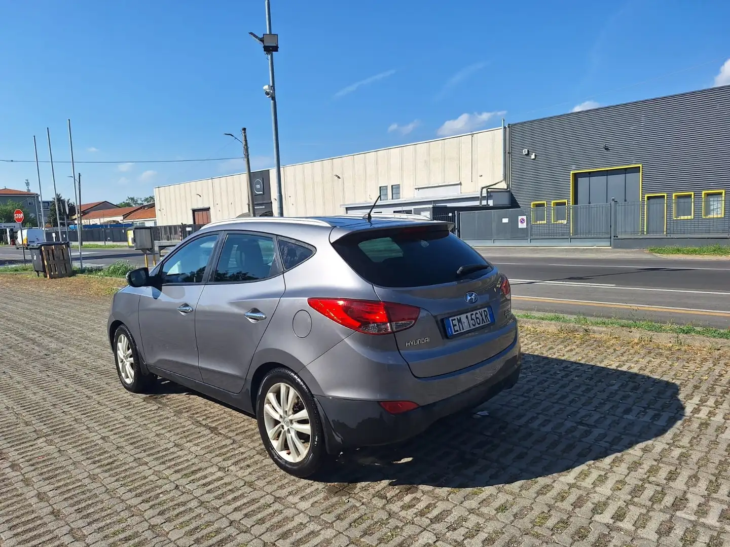 Hyundai iX35 1.7 crdi Comfort 2wd - 2