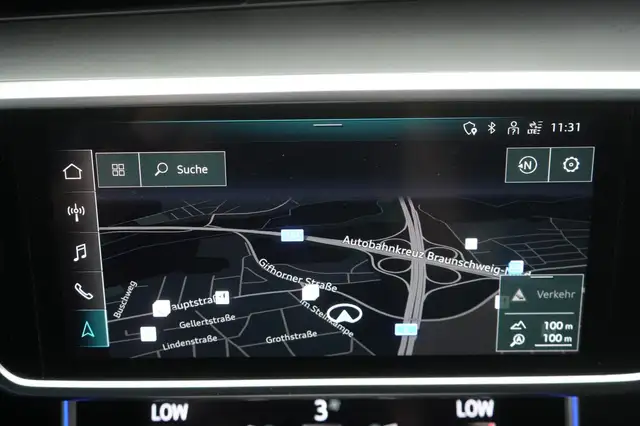 Audi A6 view 13