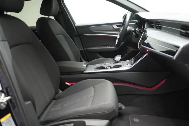 Audi A6 view 4