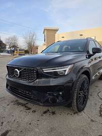 B5 AWD Ultra Dark Theme