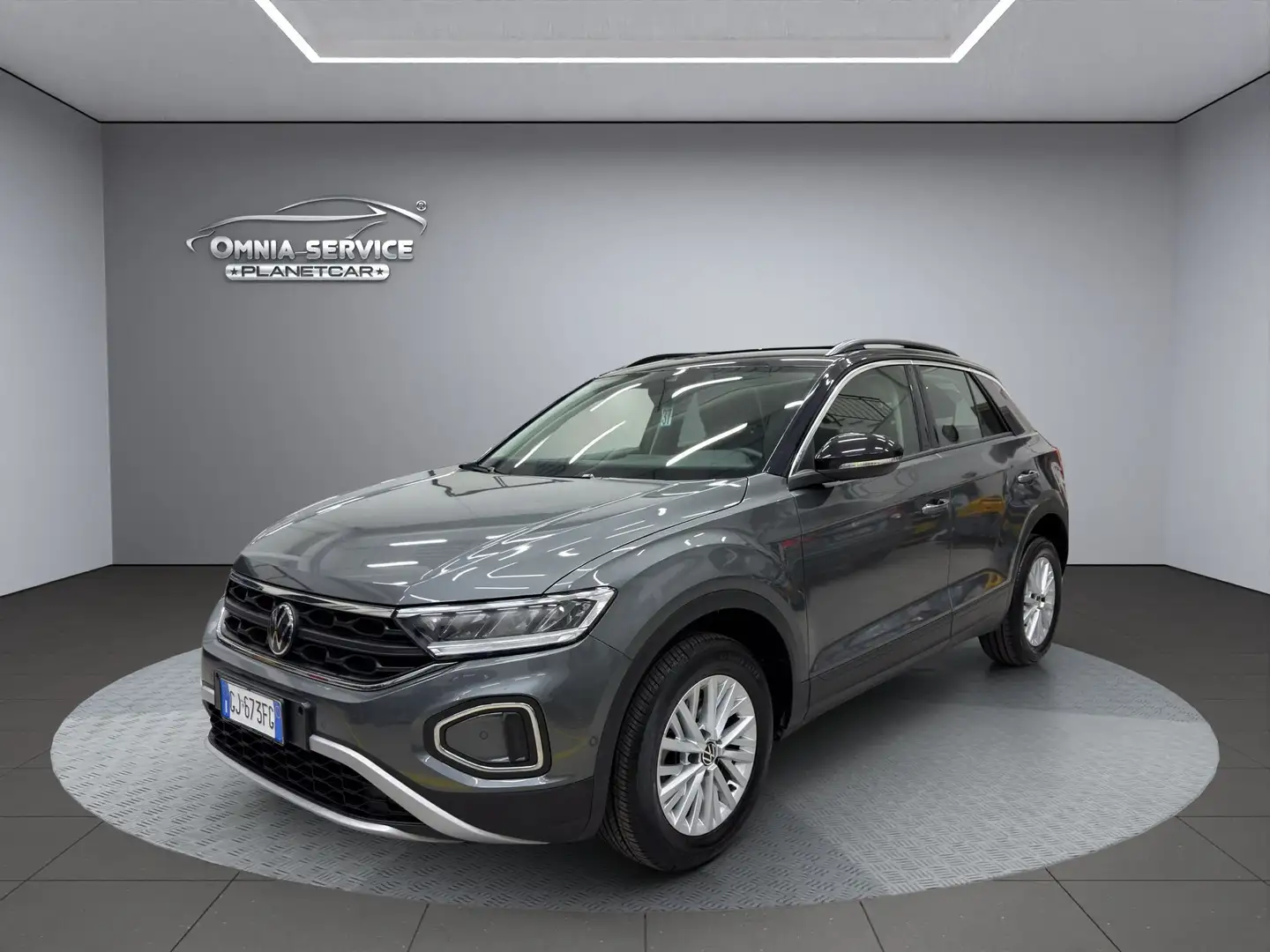 Volkswagen T-Roc T-Roc I 2022 1.0 tsi Life 110cv Grijs - 1