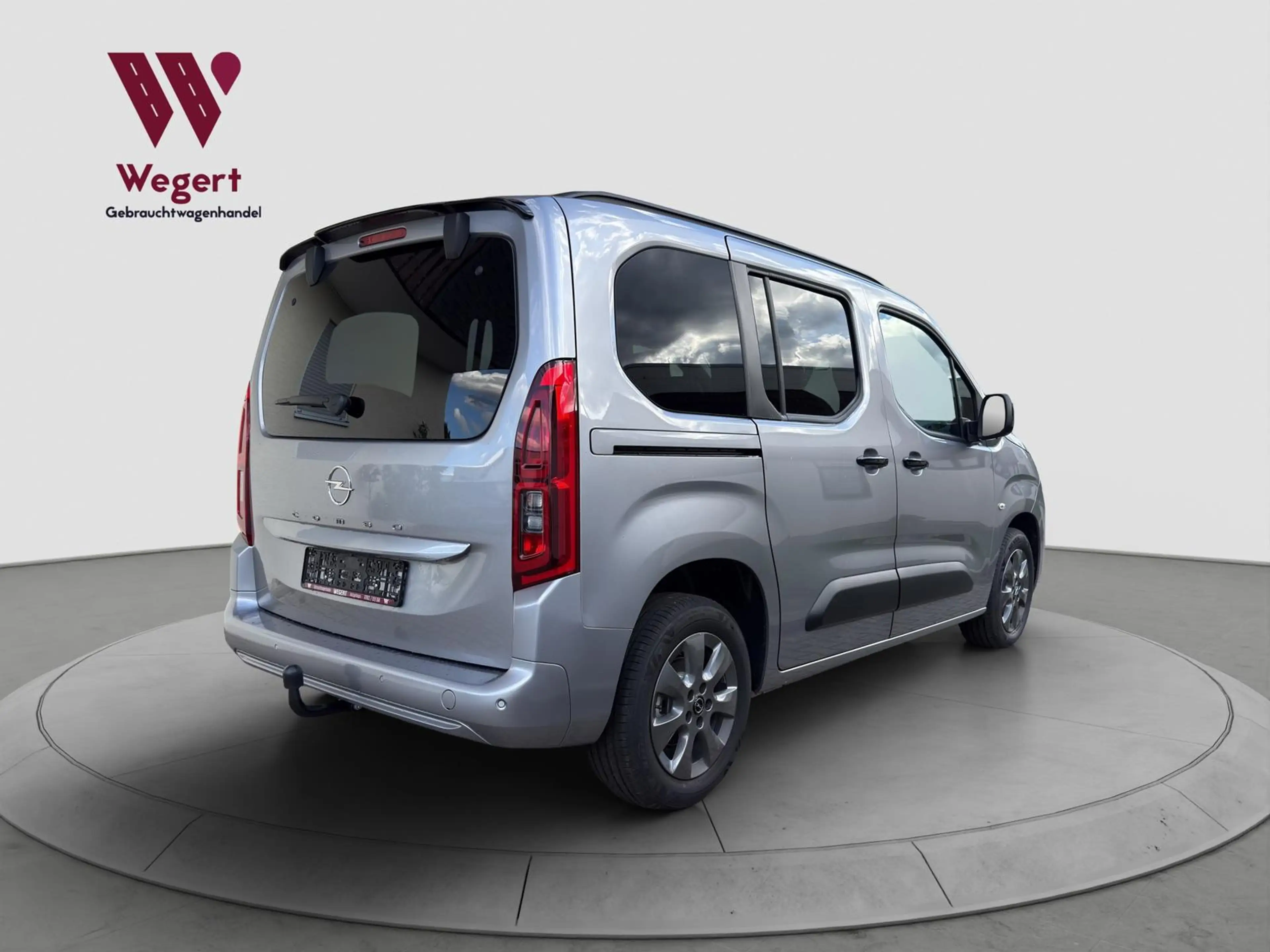 Opel Combo Life Edition*AHK*SITZHEIZUNG*CARPLAY* — photo 9