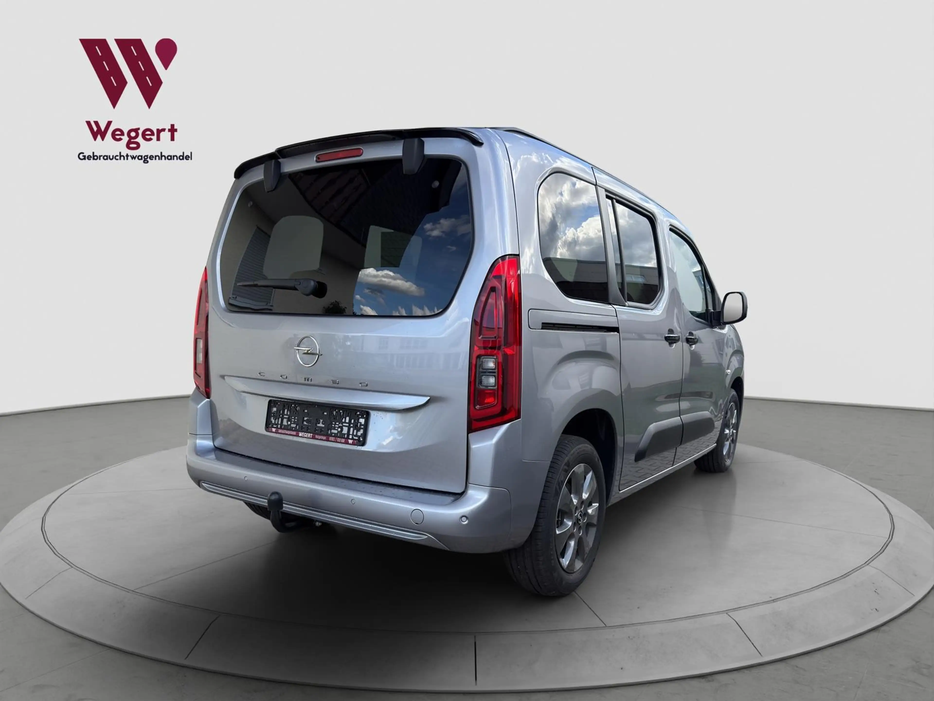 Opel Combo Life Edition*AHK*SITZHEIZUNG*CARPLAY* — photo 10
