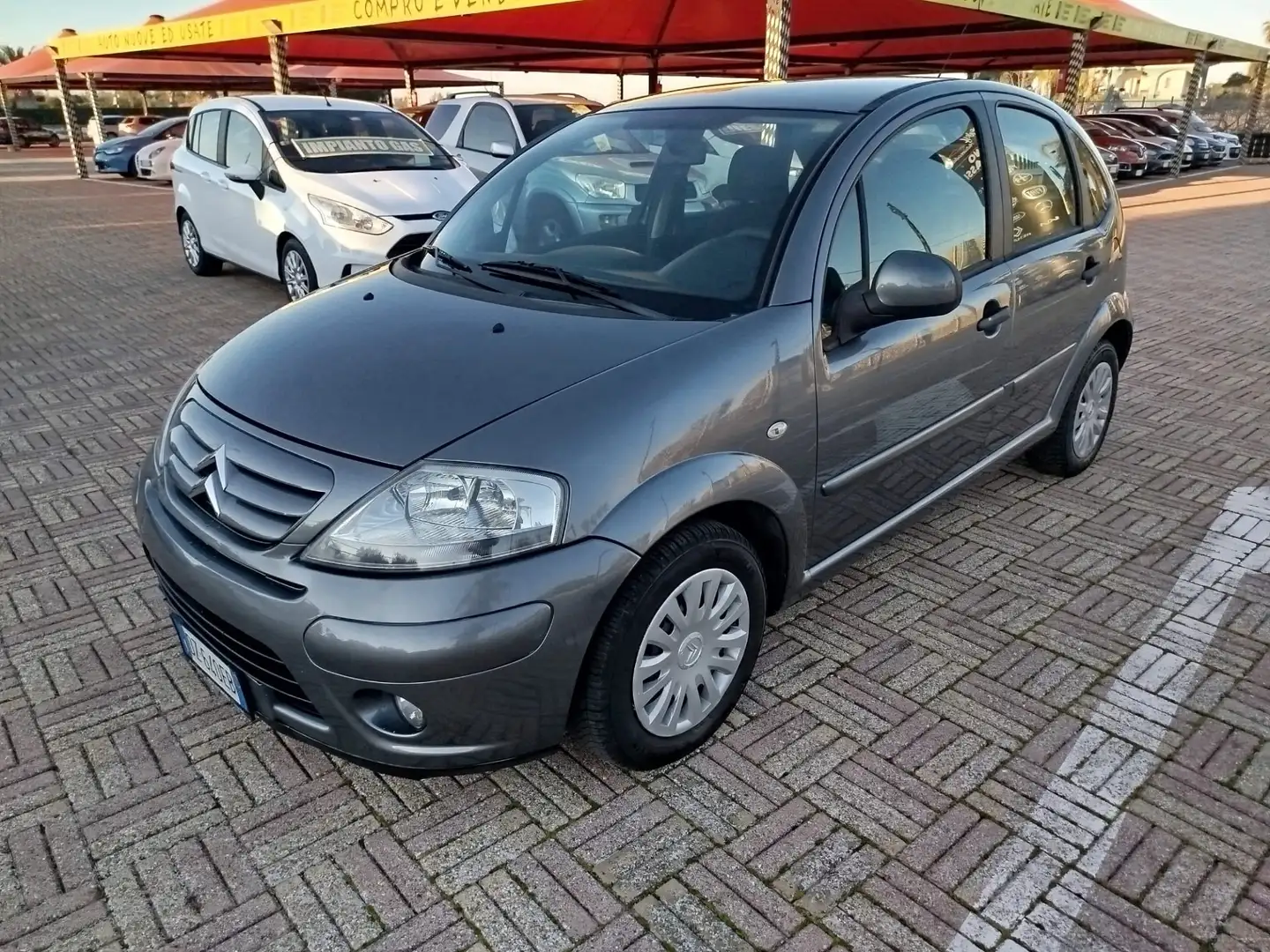 Citroen C3 1.1 Ideal Bi Energy G Grigio - 1