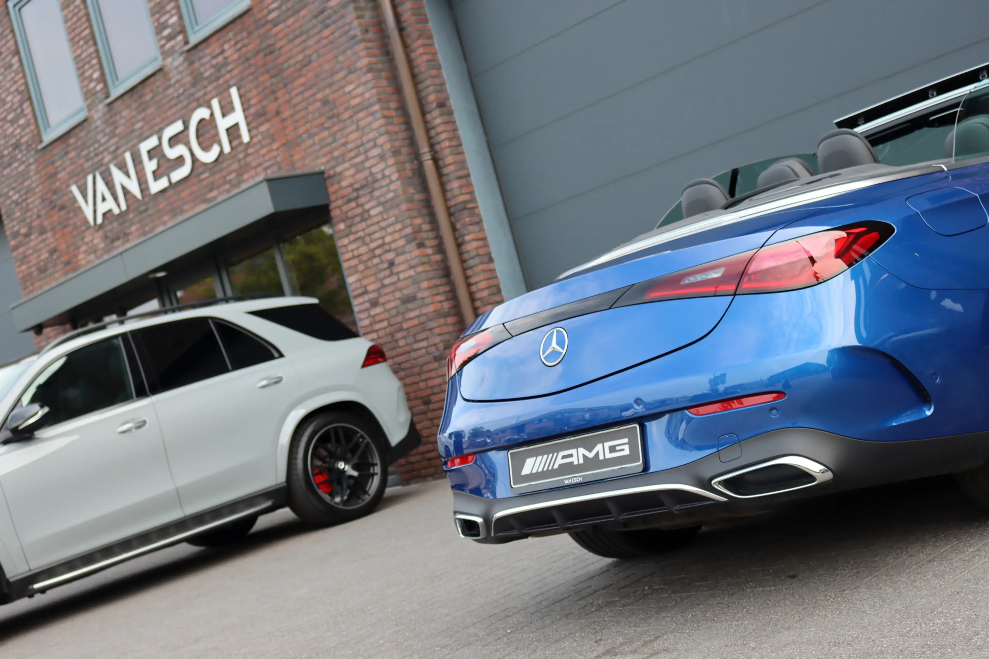 Mercedes-Benz CLE 200 Cabriolet AMG Line | Distronic | Airscarf | Memory — photo 20