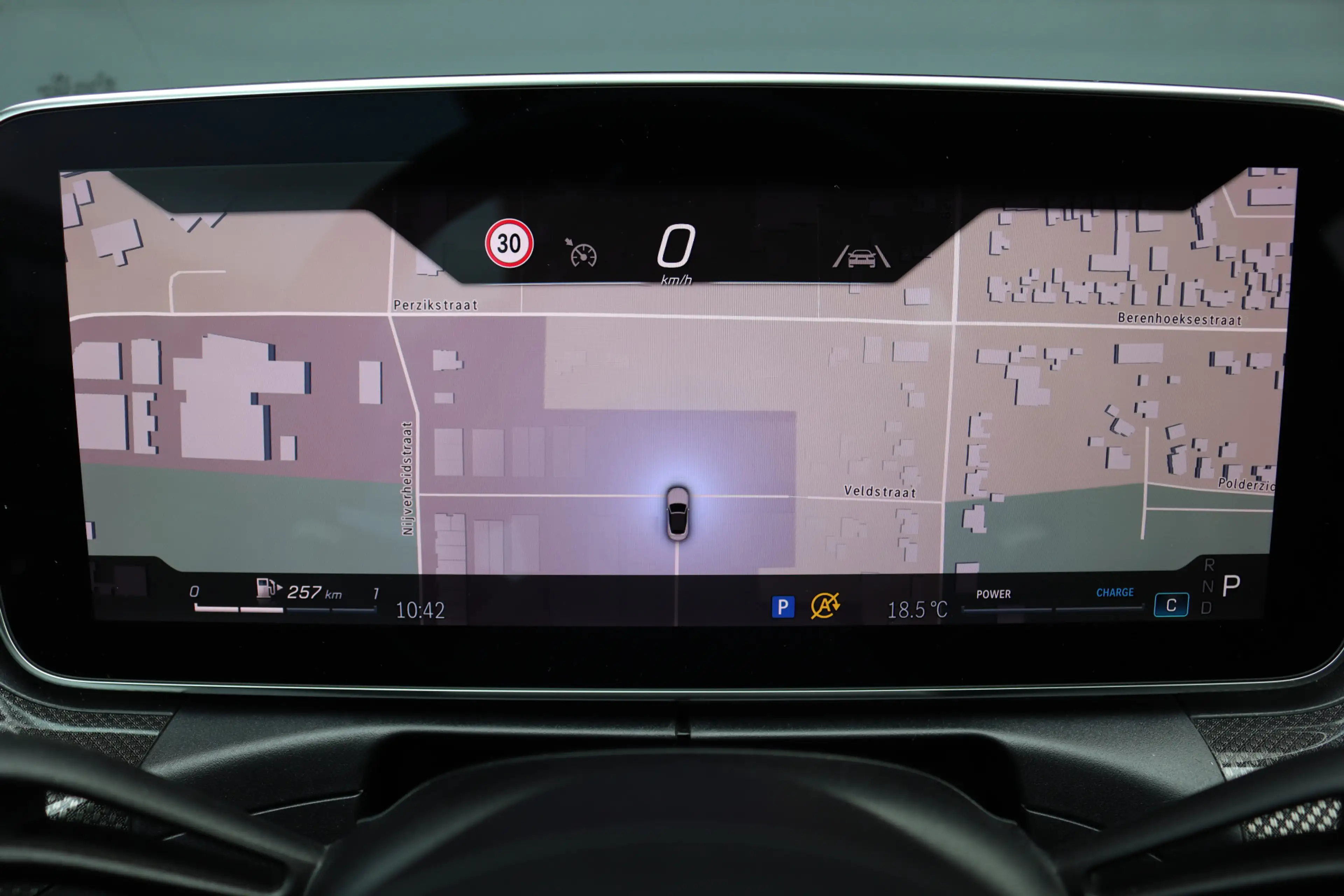Mercedes-Benz CLE 200 Cabriolet AMG Line | Distronic | Airscarf | Memory — photo 25