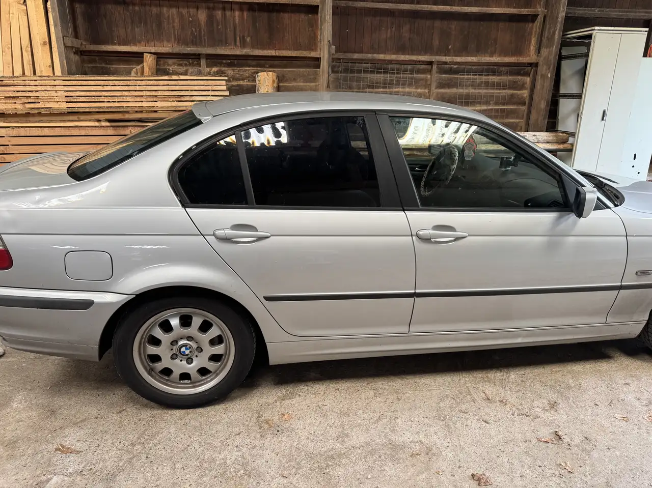 BMW 330 316i Executive, foto 4