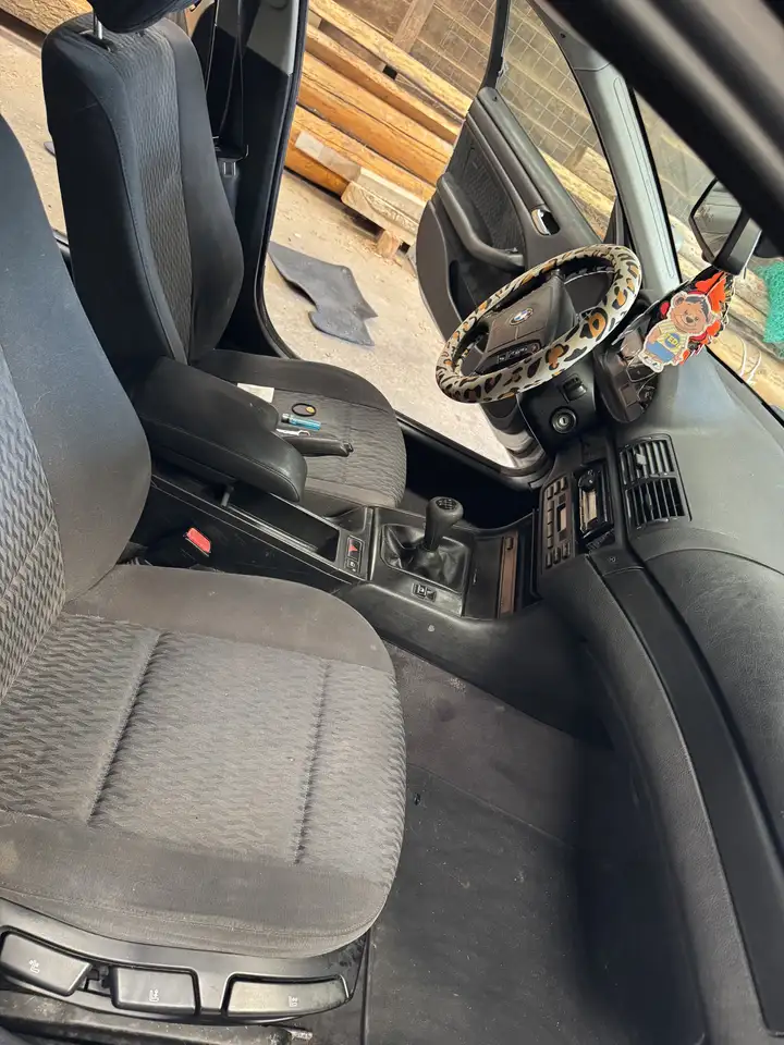 BMW 330 316i Executive, foto 5