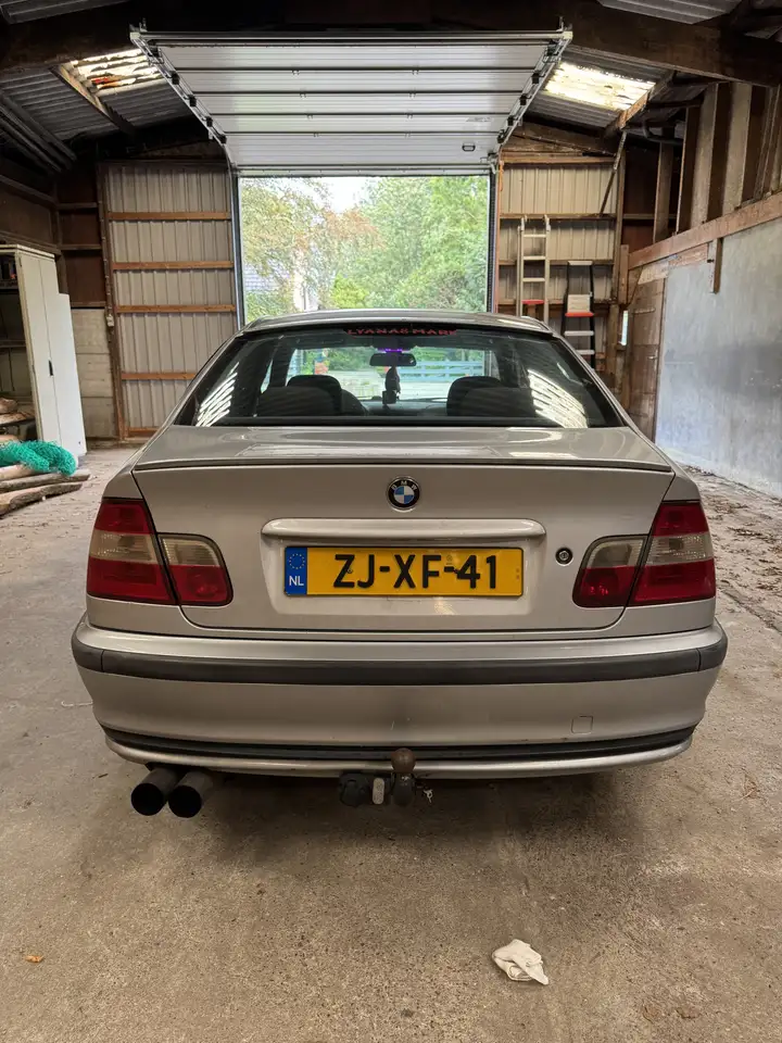 BMW 330 316i Executive, foto 3