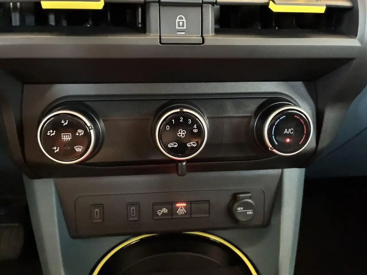 Fiat Grande Panda 2026 — фото 11