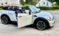MINI Cooper Cabrio - thumbnail 3