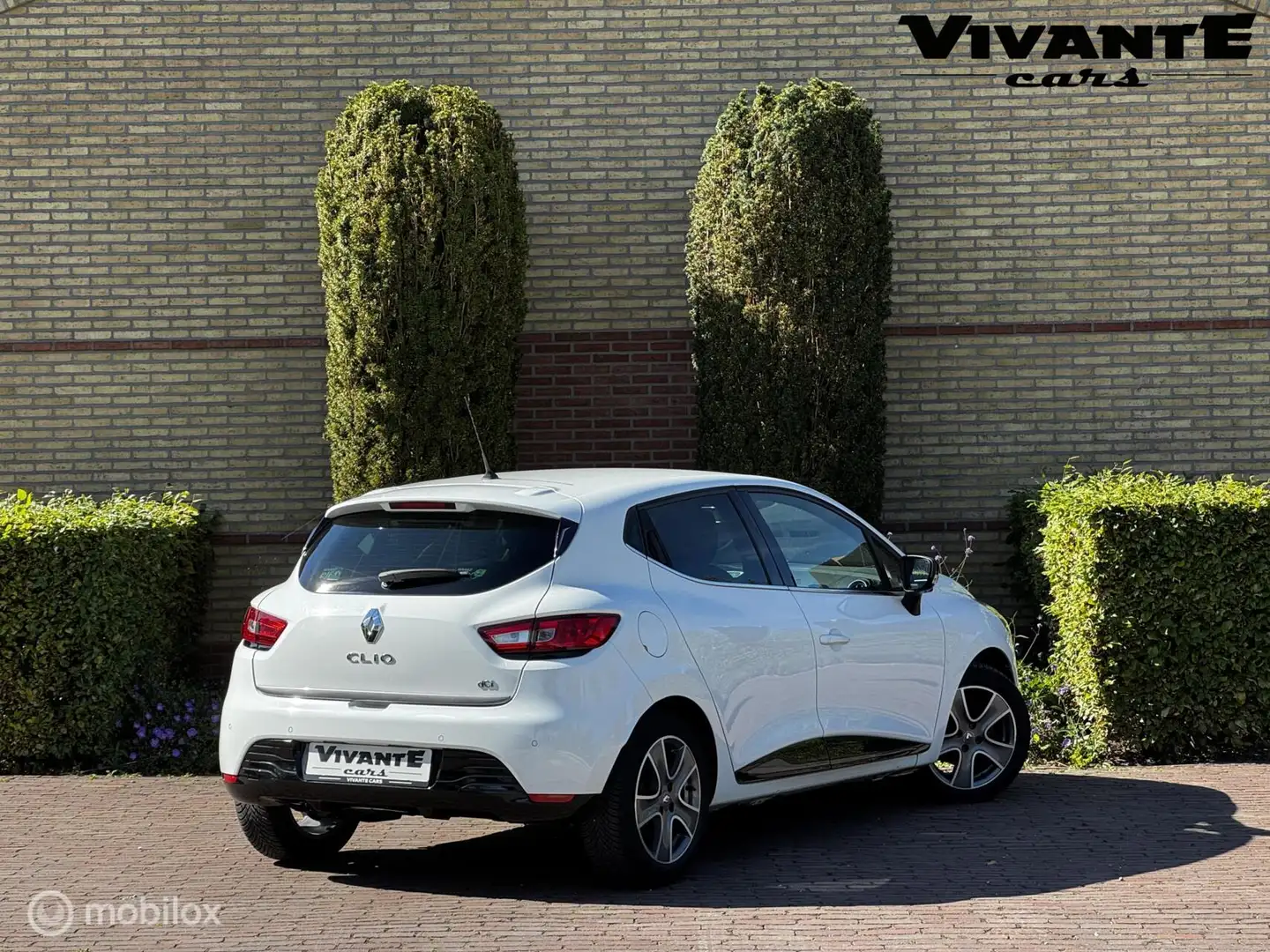 Renault Clio 1.5 dCi ECO Night&Day Airco*Navi*Cruise*Bluetooth Blanc - 2