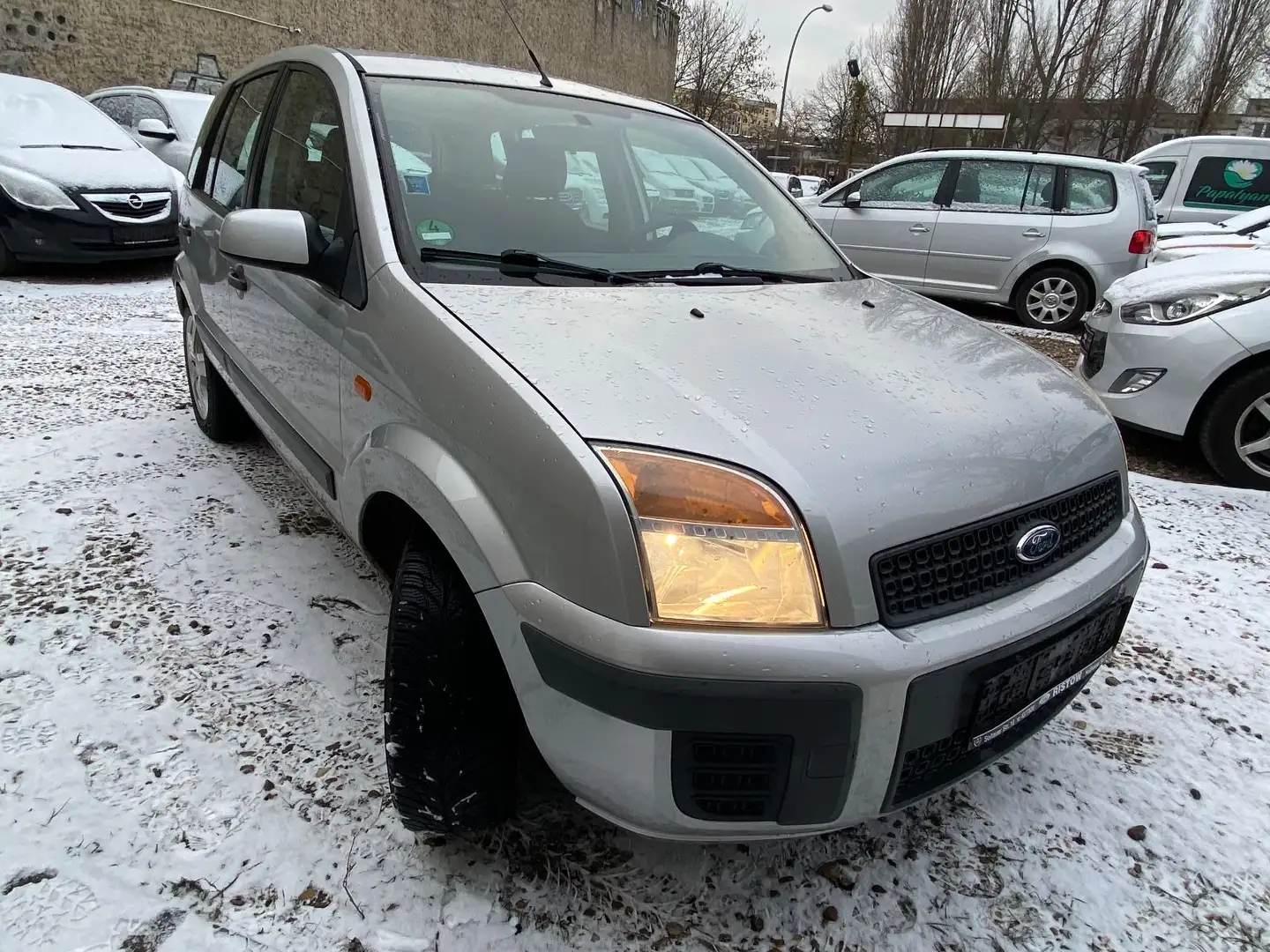 Ford Fusion Fun X-KLIMA-ALU-AUTOMATIK Silver - 2