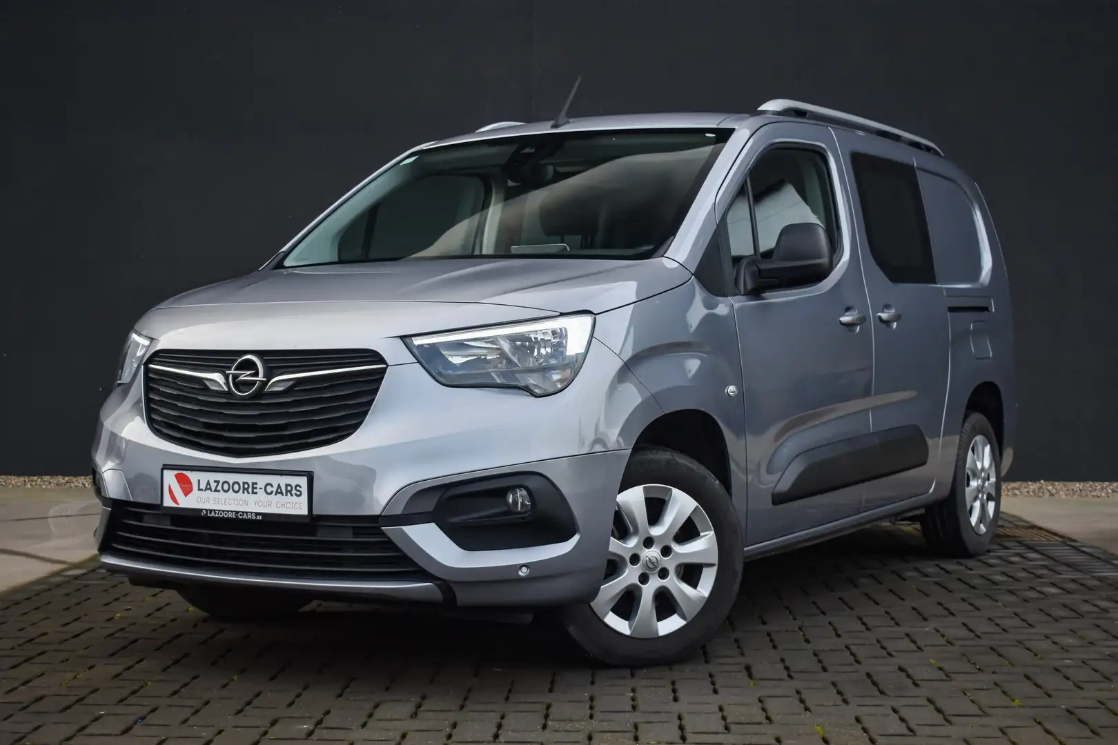 Opel Combo Crew Cab 1.2 Turbo - 5 zitplaatsen - lichte vracht Grijs - 1