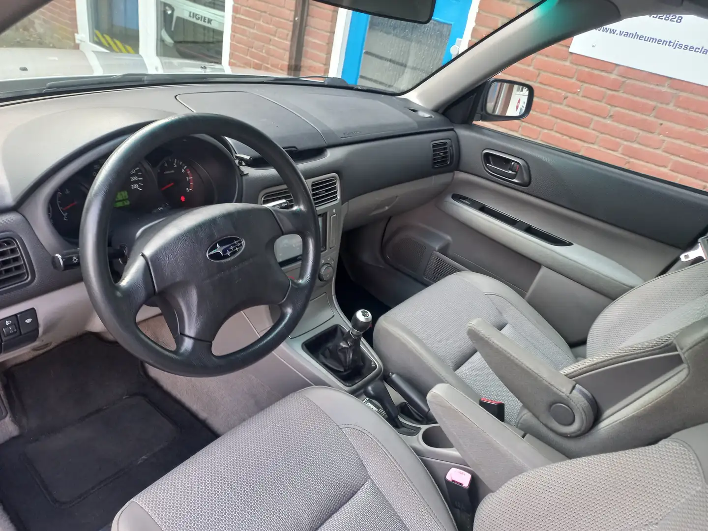 Subaru Forester 2.0 AWD Silber - 2