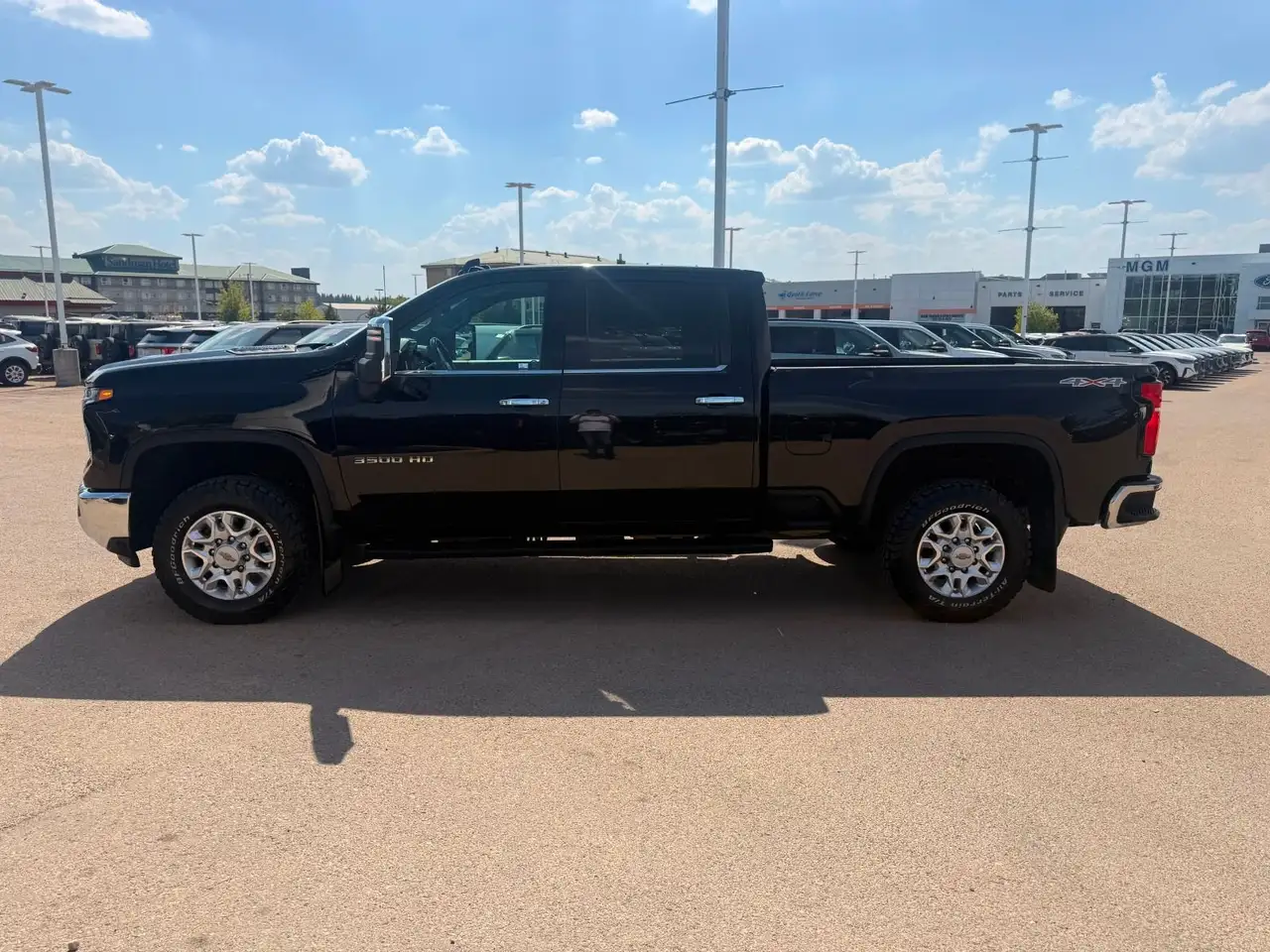 Chevrolet Silverado 3500 снимка Chevrolet Silverado 3500
