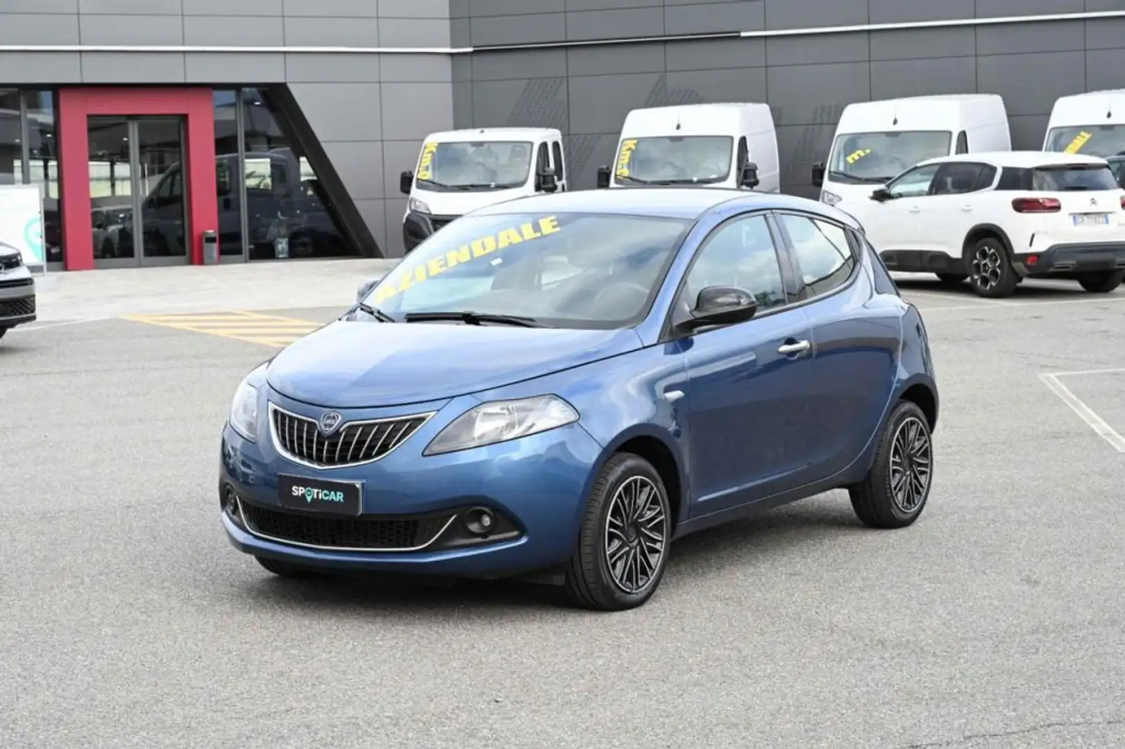 Lancia Ypsilon 1.0 FireFly s&s Hybrid Gold Azul - 1