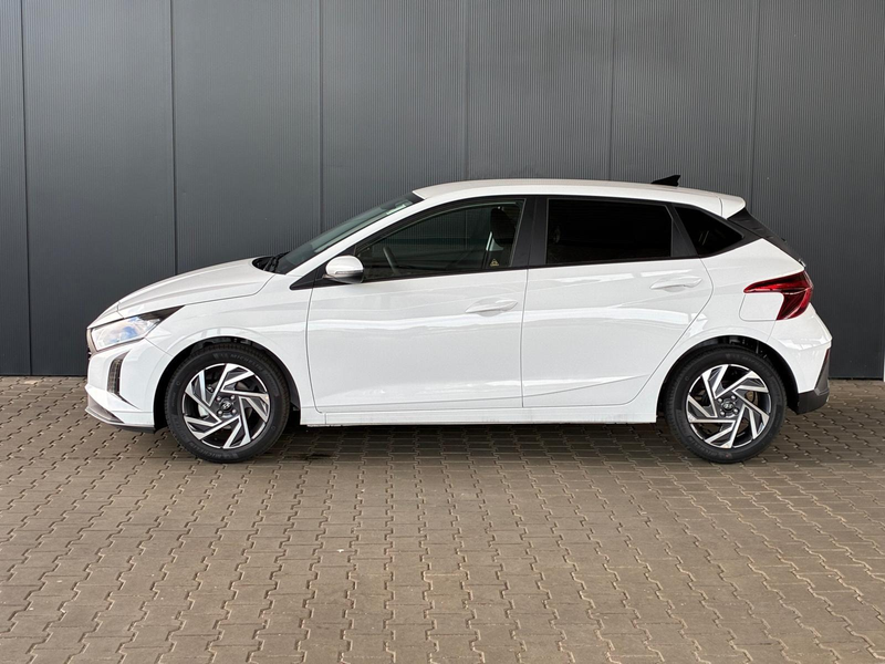 Hyundai i20 Pure 1.2 MPI / Navi PDC Hinten + Kamera Abgedun... — photo 2