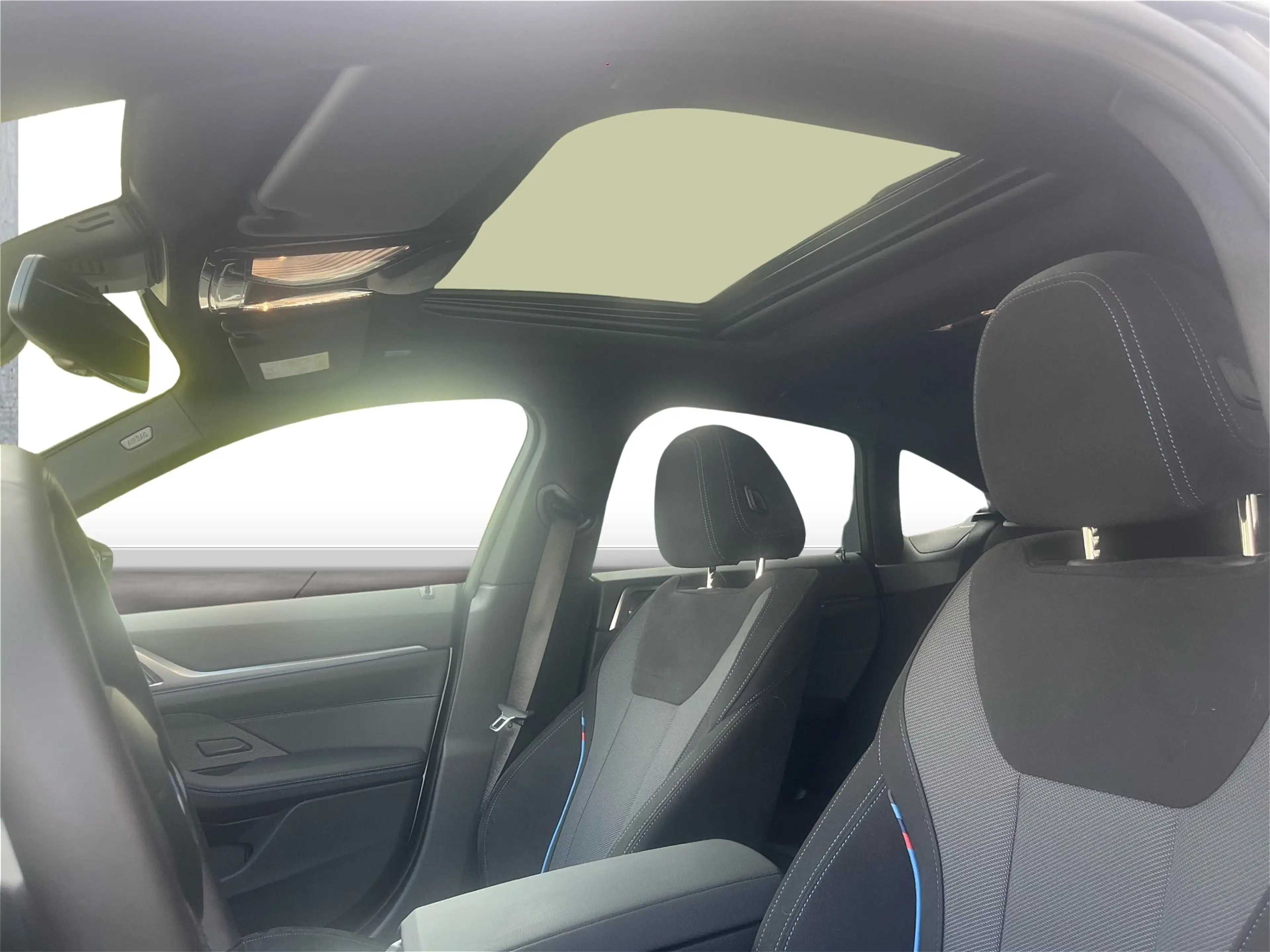 BMW i4 eDrive40 Gran Coupé M Sport Glasdach AHK ACC Innov — photo 14