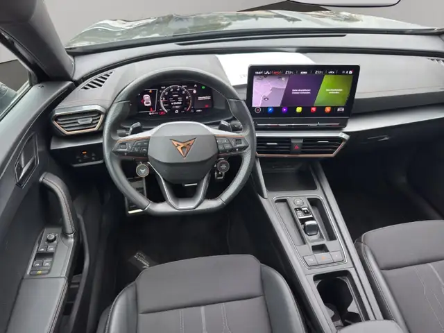 Cupra Formentor view 11