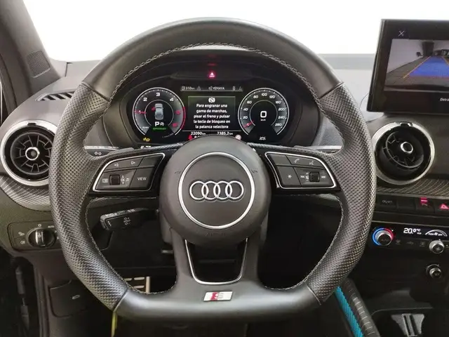 Audi Q2 view 11