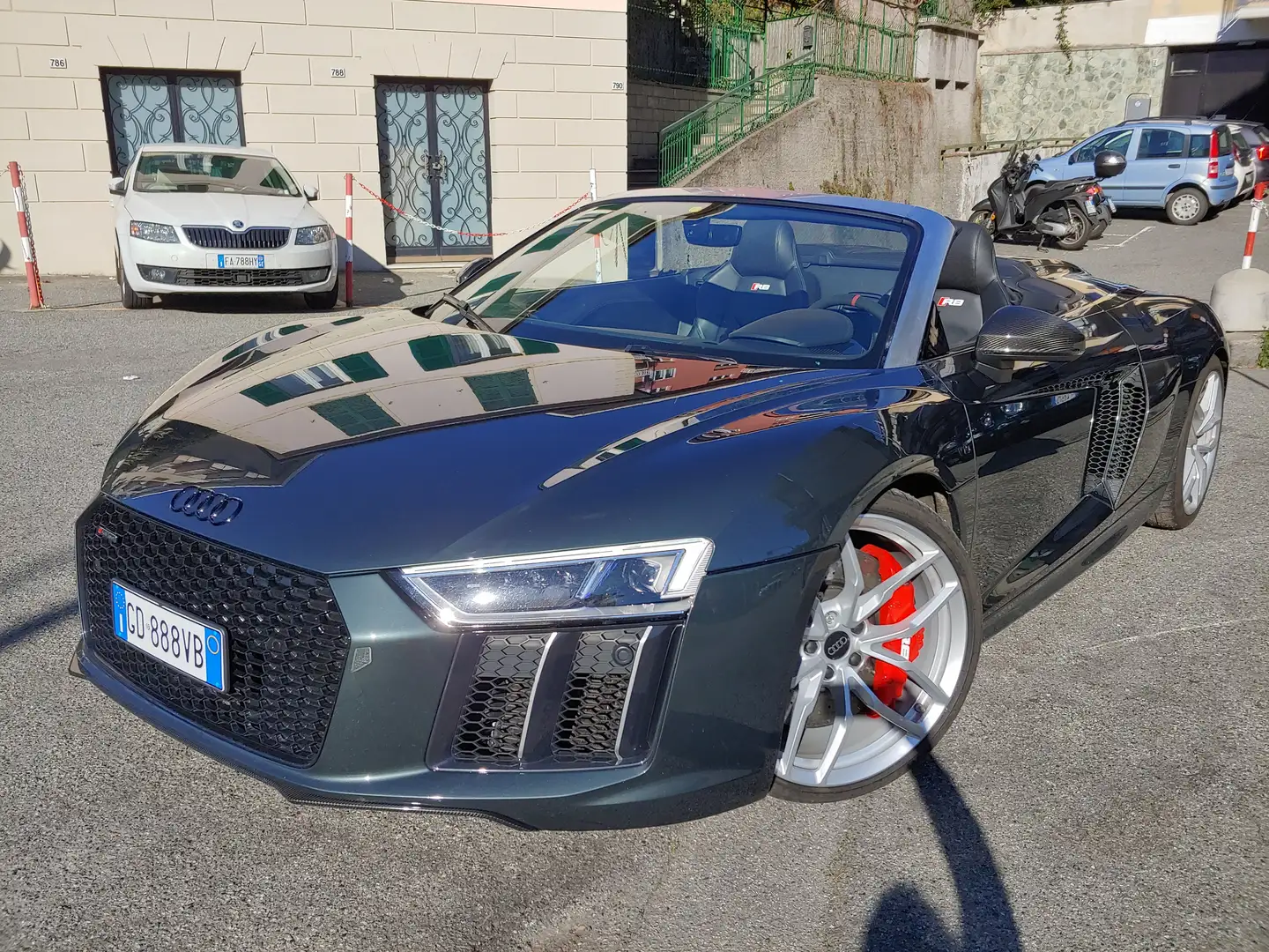 Audi R8 R8 Spyder 5.2 V10 fsi quattro 540cv s-tronic Grün - 1