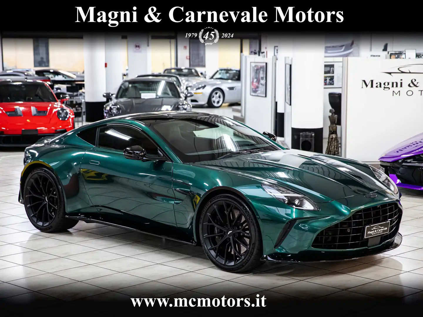Aston Martin Vantage CARBON BRAKES|360°CAMERA|FULL SPECS Vert - 1