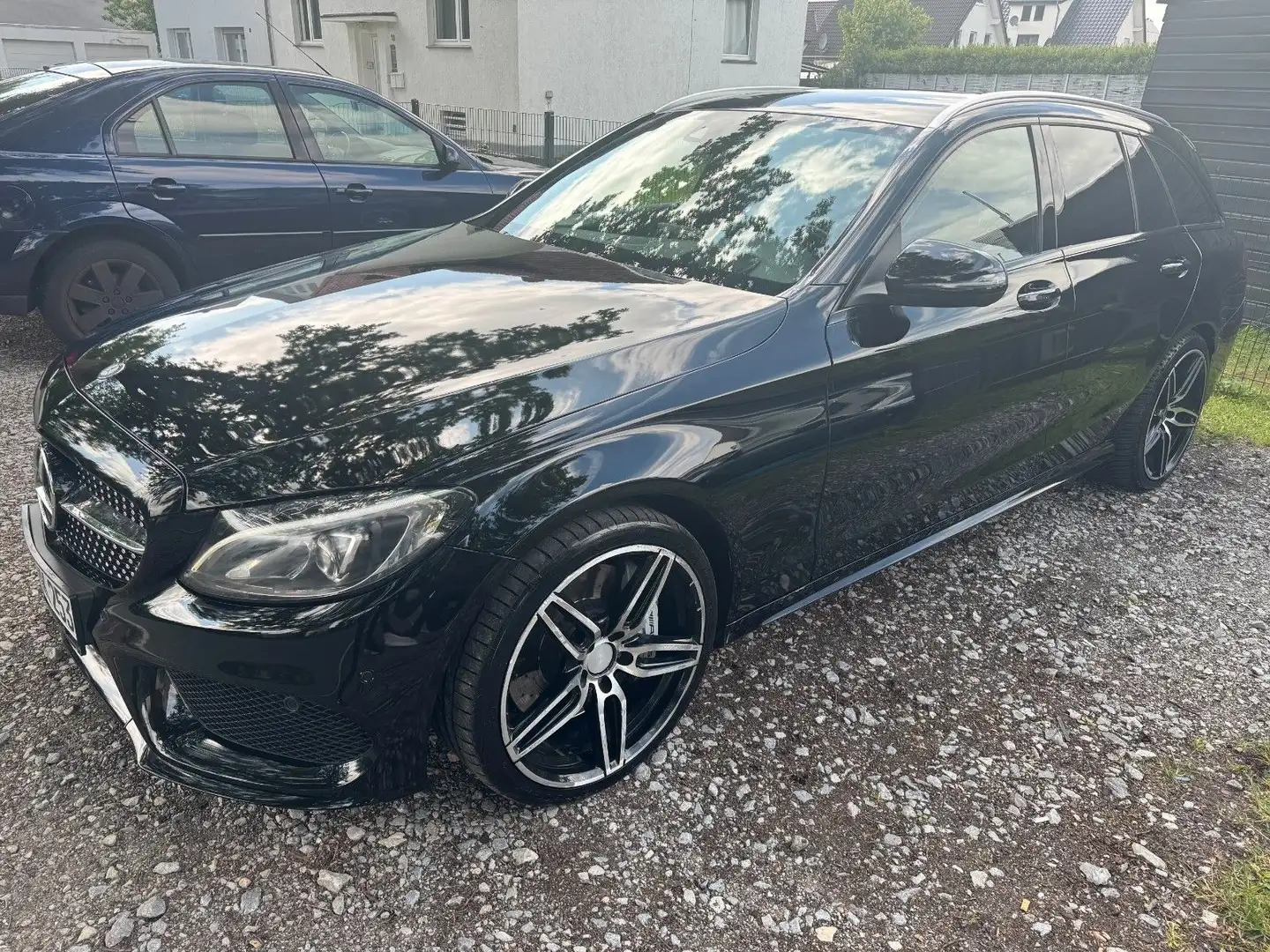 Mercedes-Benz C 43 AMG T AMG 4Matic Navi,HeadUp,AMG Performance Schwarz - 1