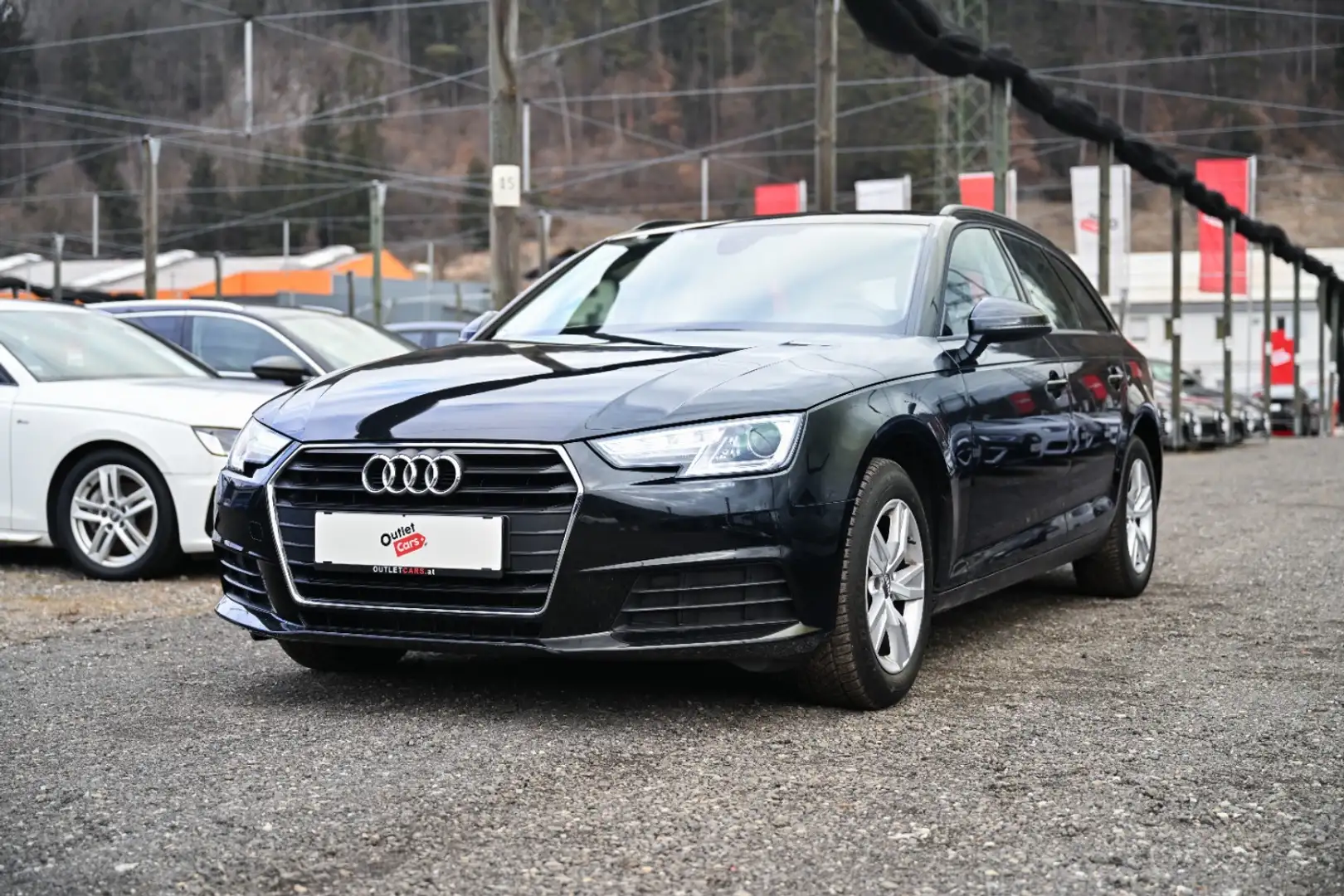 Audi A4 Avant 35 TDI Aut. NAVI+XENON+EINPARKHILFE Schwarz - 2