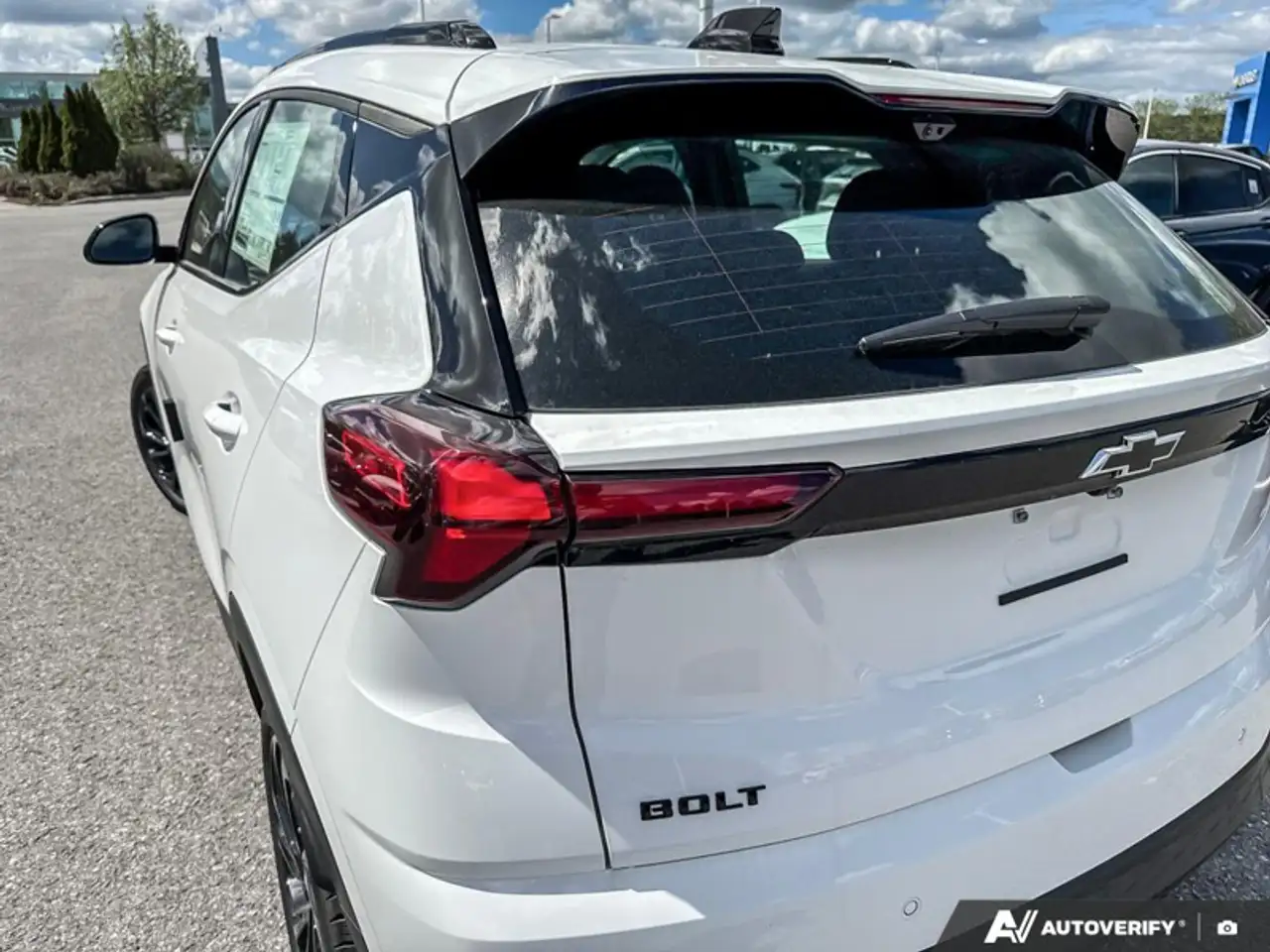 Chevrolet Bolt снимка Chevrolet Bolt