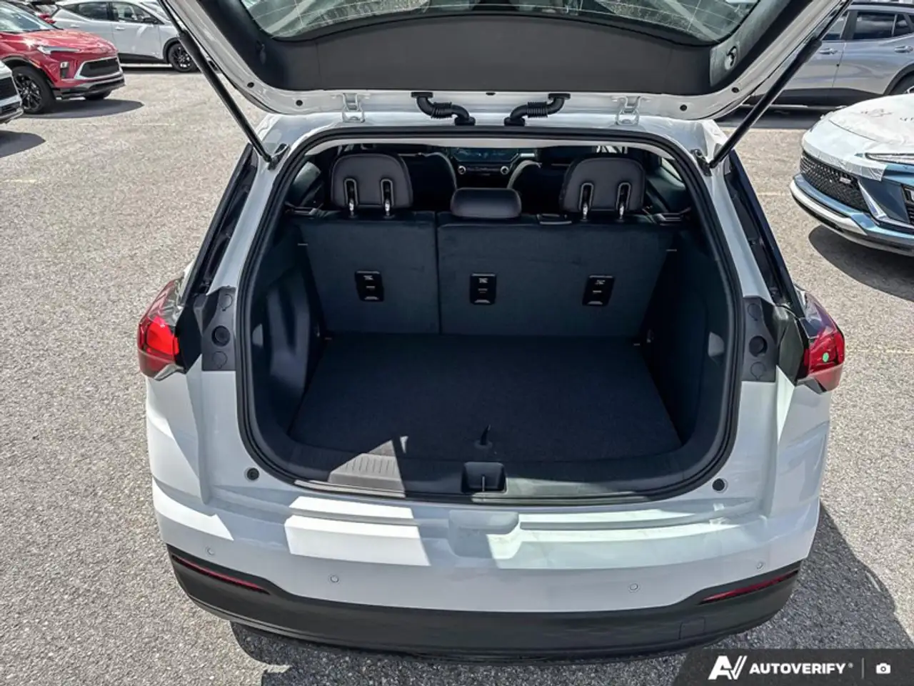 Chevrolet Bolt снимка Chevrolet Bolt