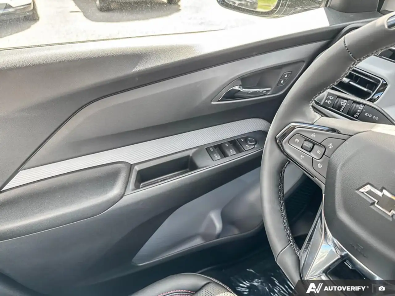 Chevrolet Bolt снимка Chevrolet Bolt