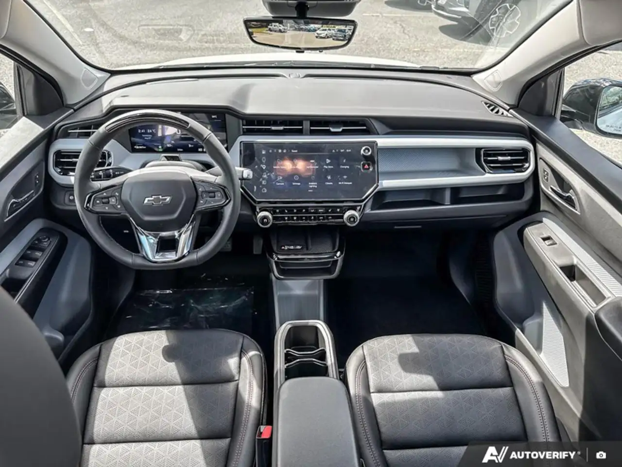 Chevrolet Bolt снимка Chevrolet Bolt