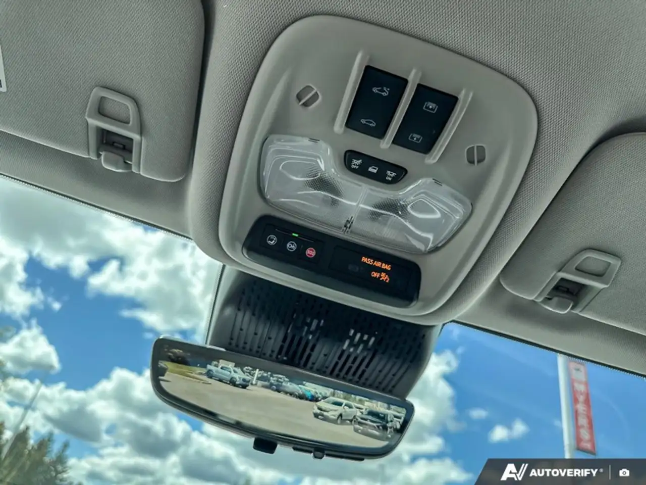 Chevrolet Bolt снимка Chevrolet Bolt