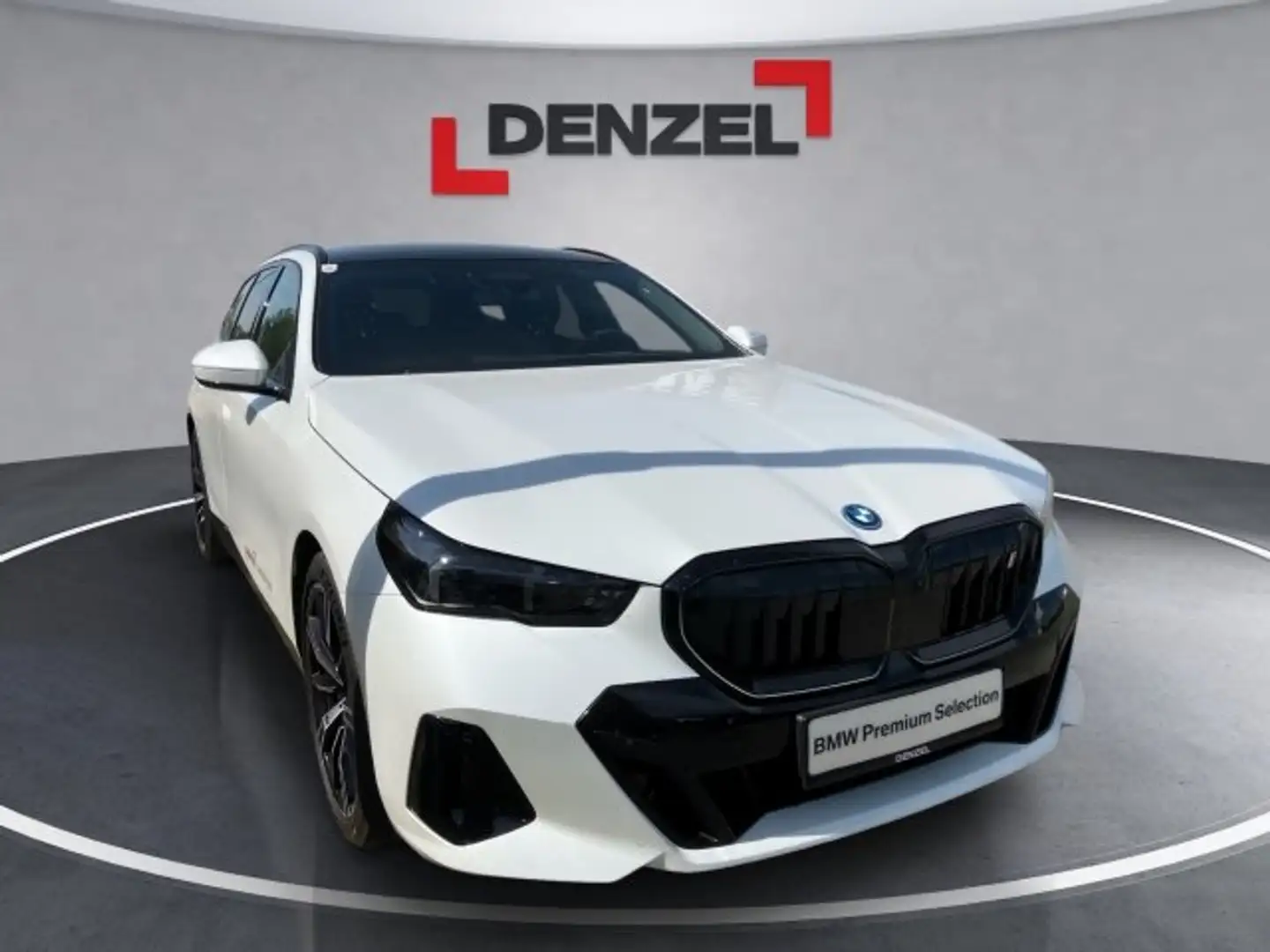 BMW M5 Touring G99 Schwarz - 2