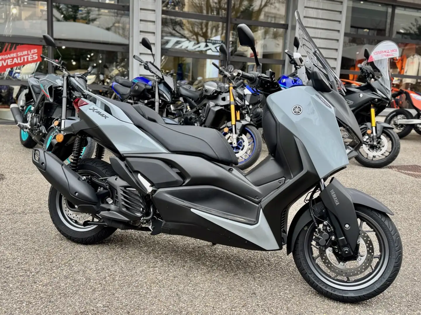 Yamaha X-Max 125 - 2