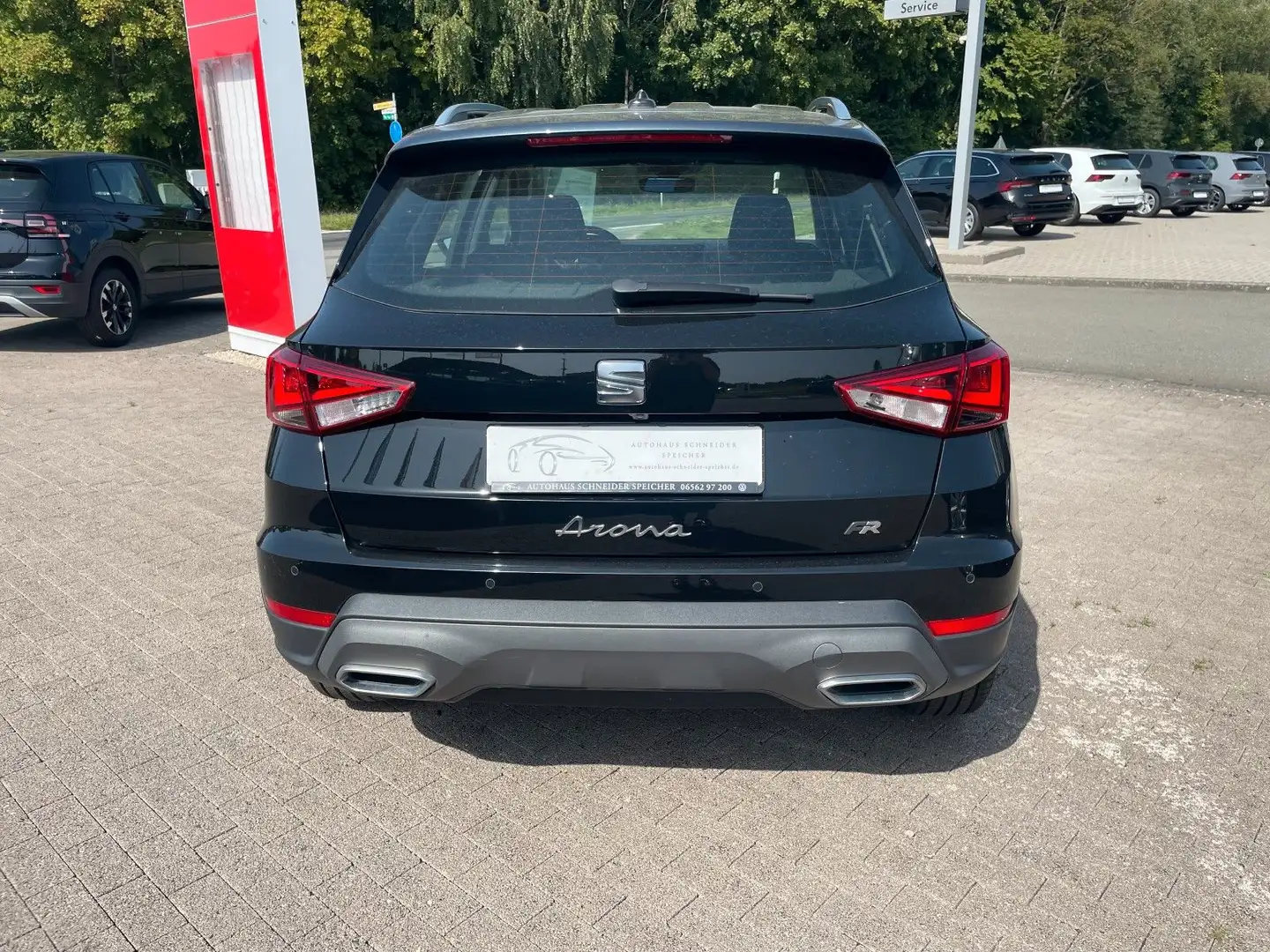SEAT Arona 1.0 TSI 81kW FR Schwarz - 1