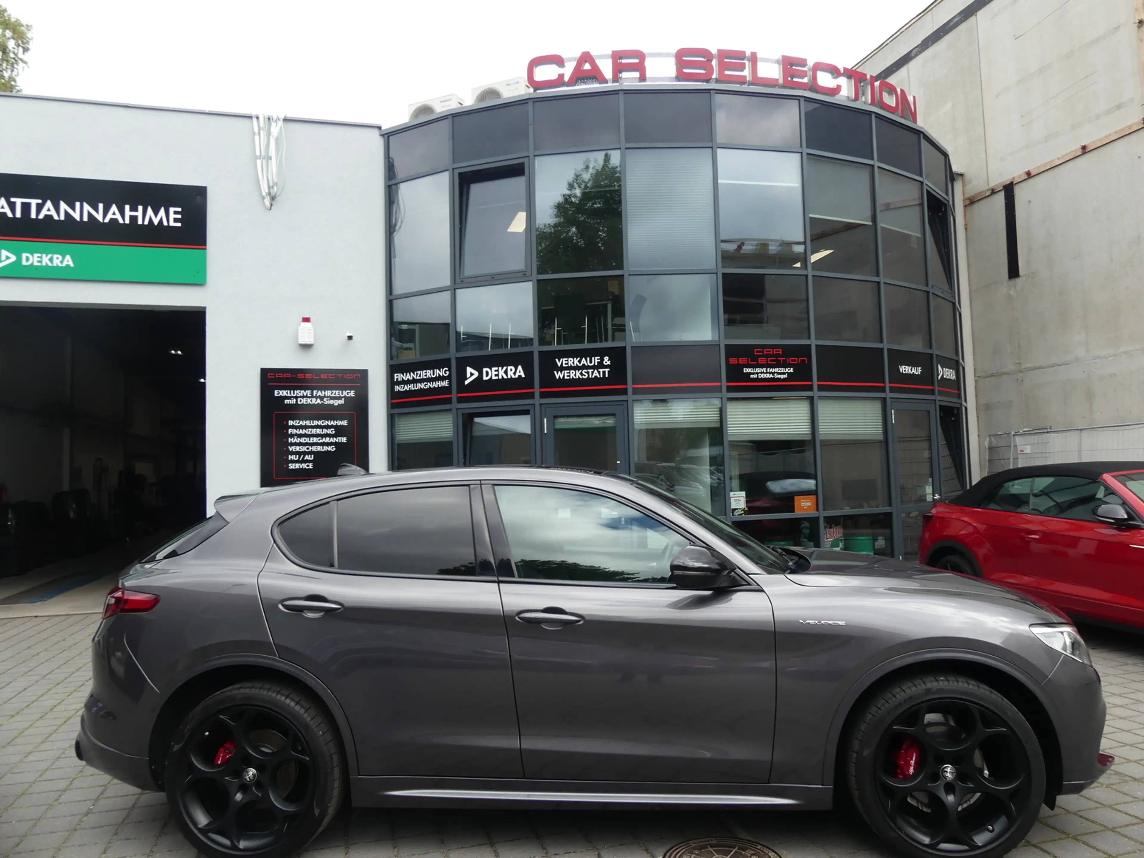 Alfa Romeo Stelvio 2.0 Turbo Veloce Q4 PANO/21ZOLL/KAM/ACC — photo 3