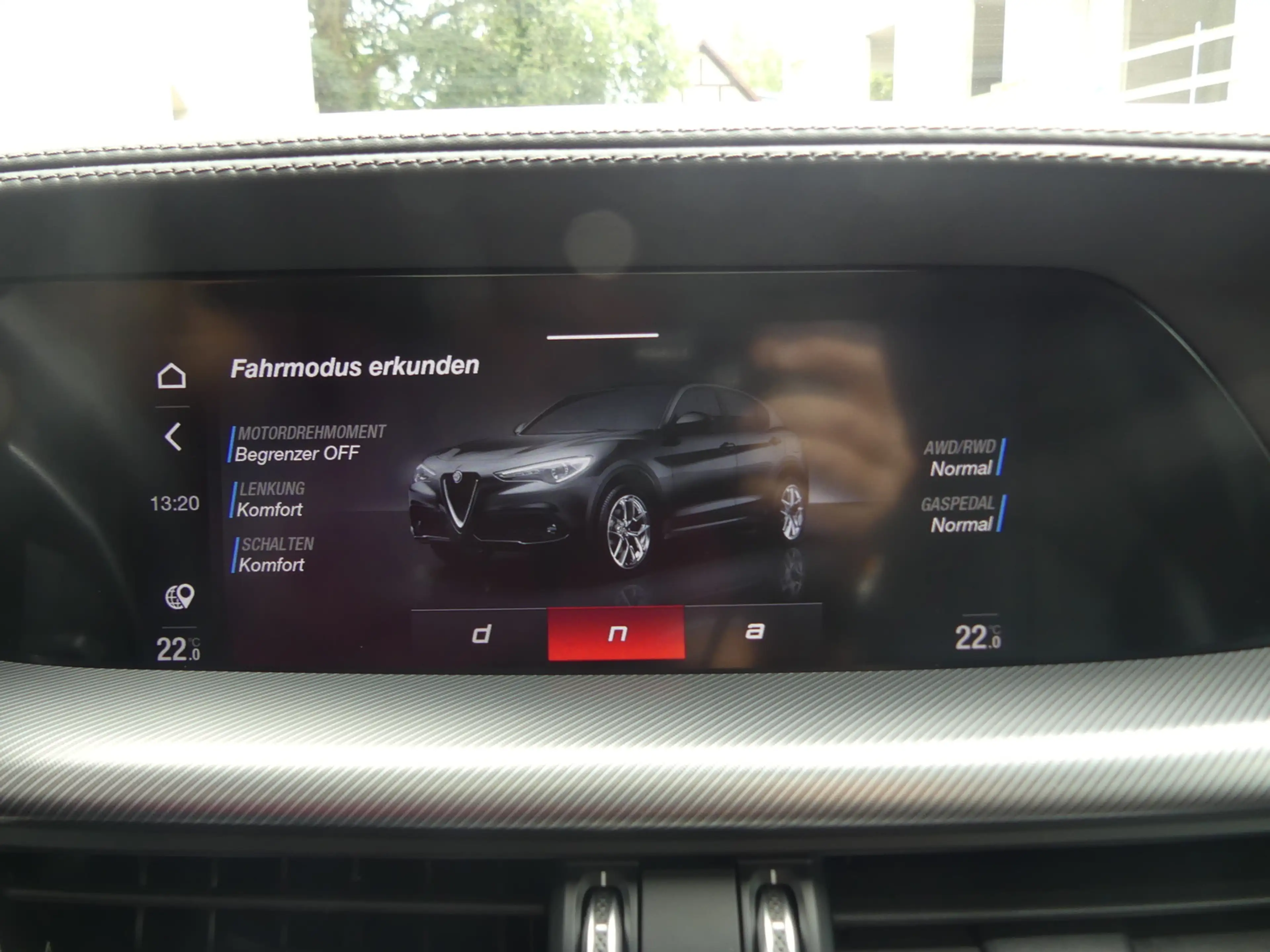 Alfa Romeo Stelvio 2.0 Turbo Veloce Q4 PANO/21ZOLL/KAM/ACC — photo 14