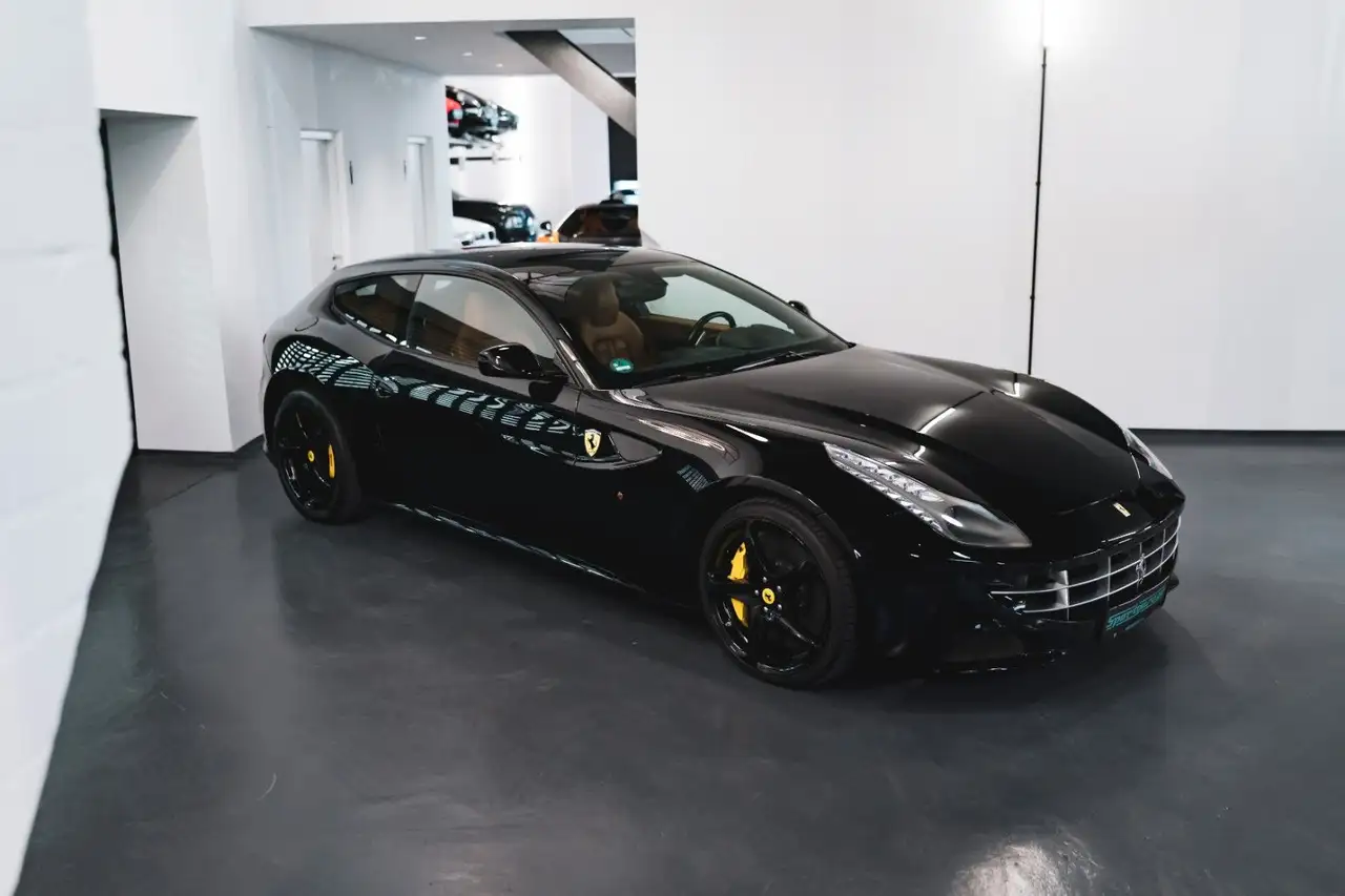 Ferrari FF