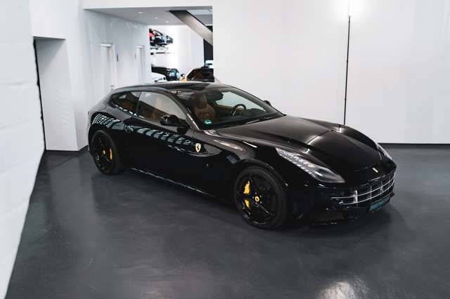 Imagine Ferrari FF 6.3 V12 *DAYTONA/CUOIO/LIFT/VOLL*