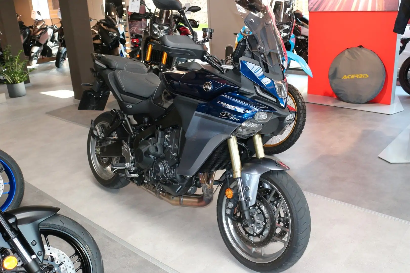 Yamaha Tracer 9 GT Y-AMT Blau - 1