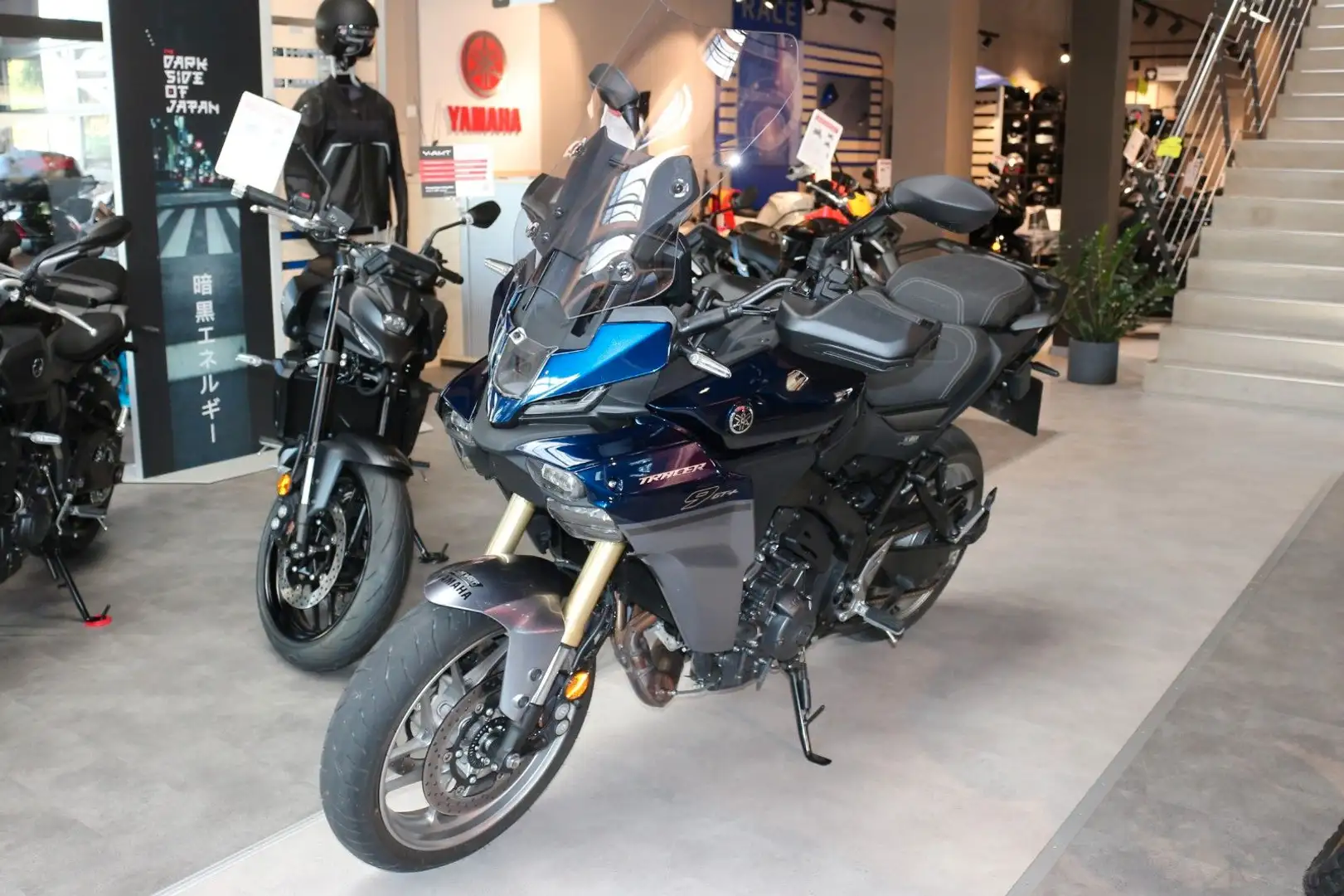 Yamaha Tracer 9 GT Y-AMT Blau - 2