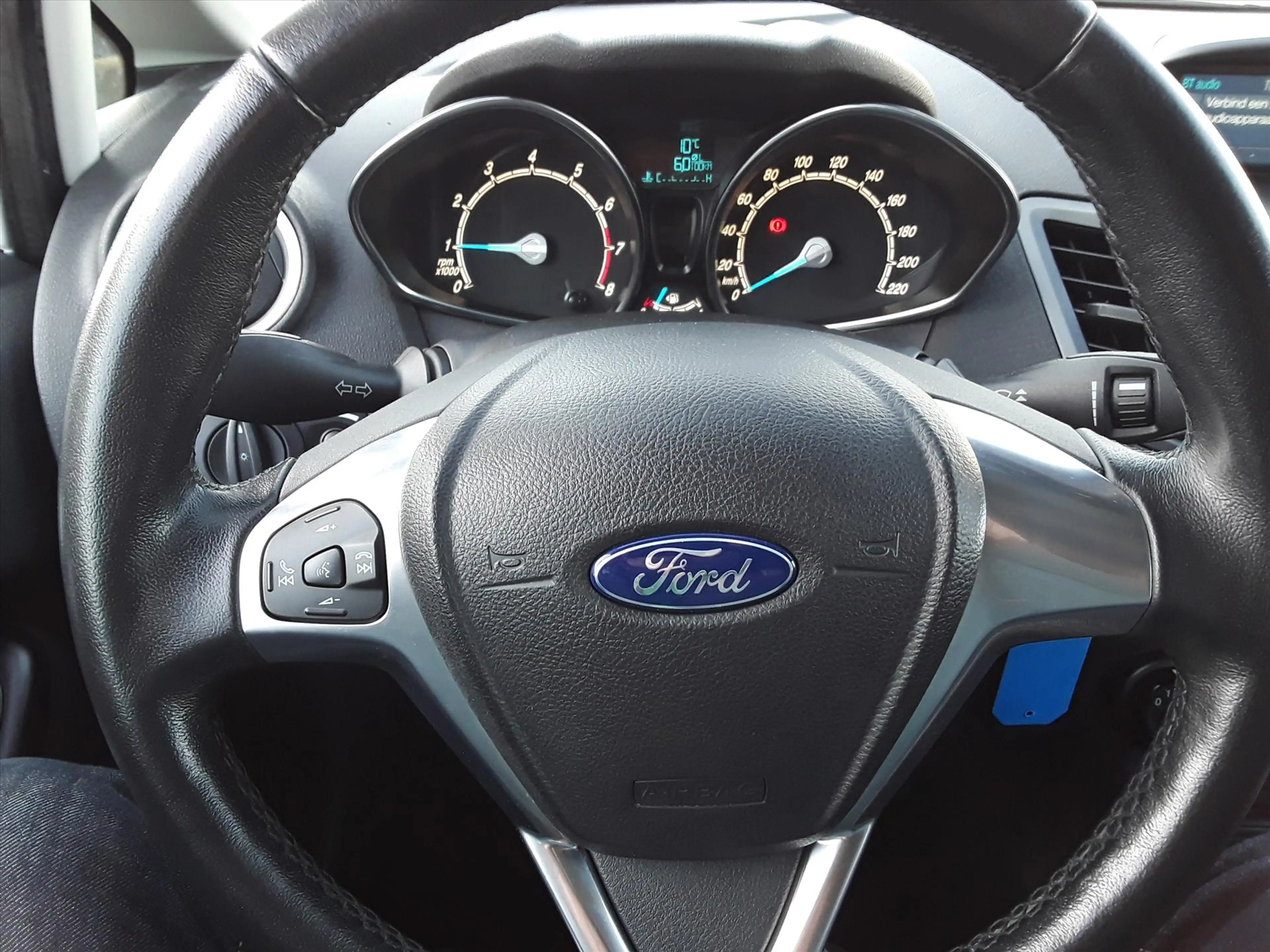 Ford Fiesta 1.0 80PK 5D S/S Titanium — photo 18